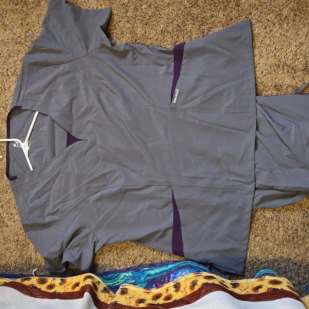 Womens Srub Top And Matching Bottems
